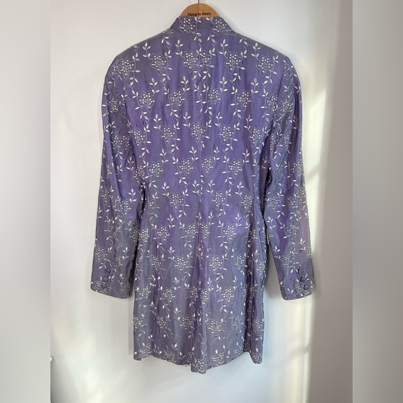 Favourbrook Silk Embroidered Evening Jacket / Coat in Lilac Purple & White, 6 - Picture 2 of 15